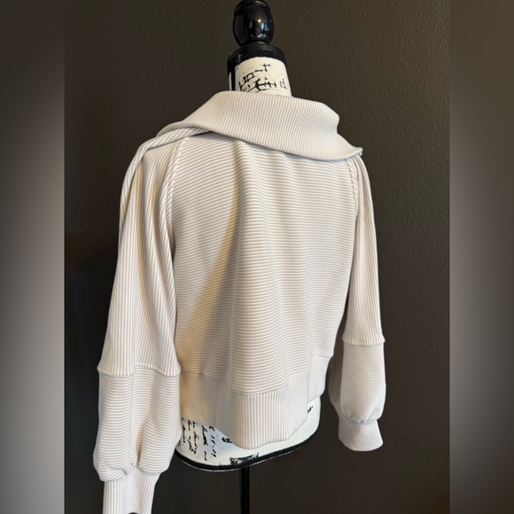 Varley Cream Ribbed Half-Zip Sweater - Picture 2 of 4